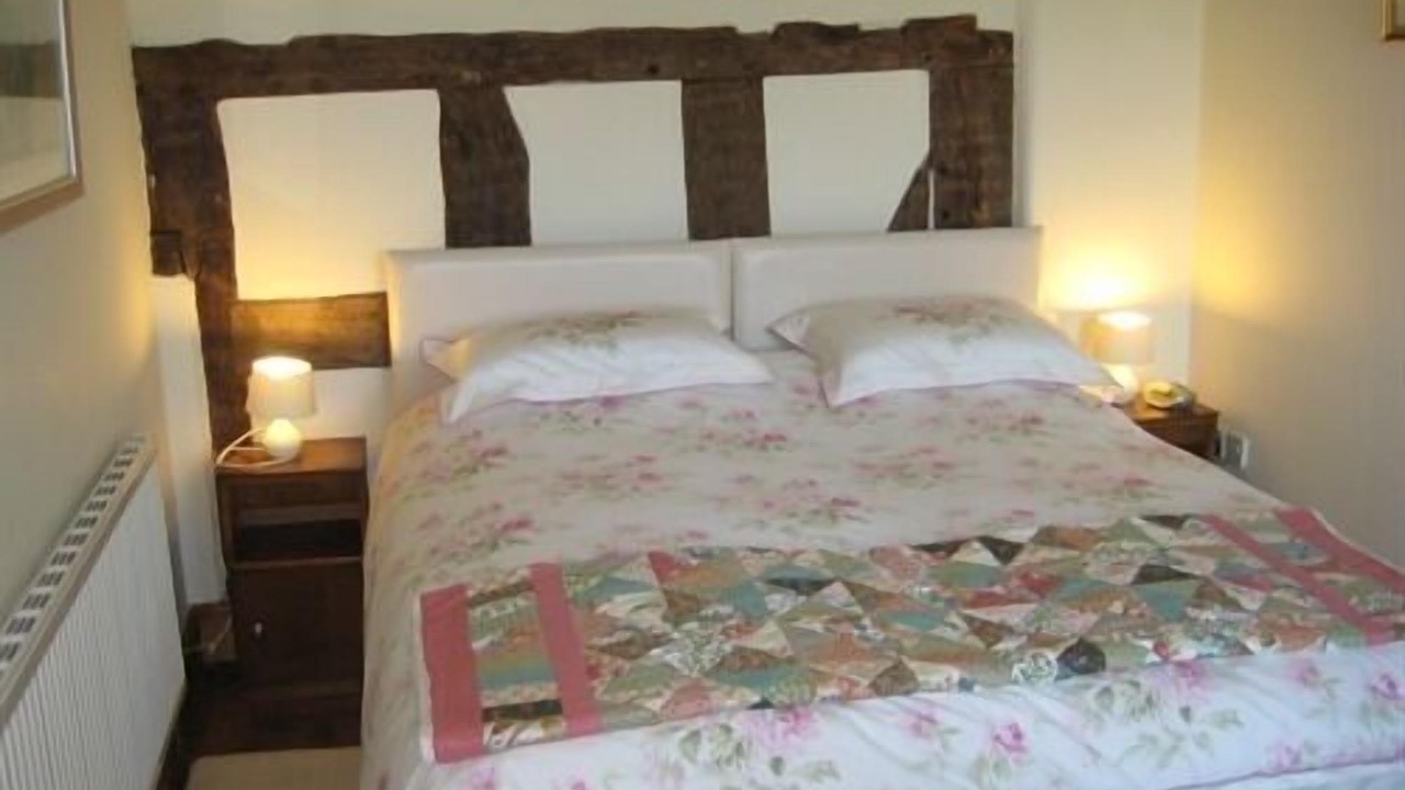 Photo of Others in Clows Top