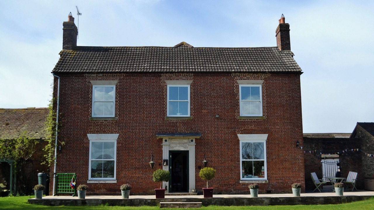 Photo of Others in Clows Top