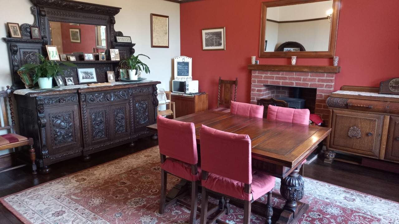 Photo of Others in Clows Top