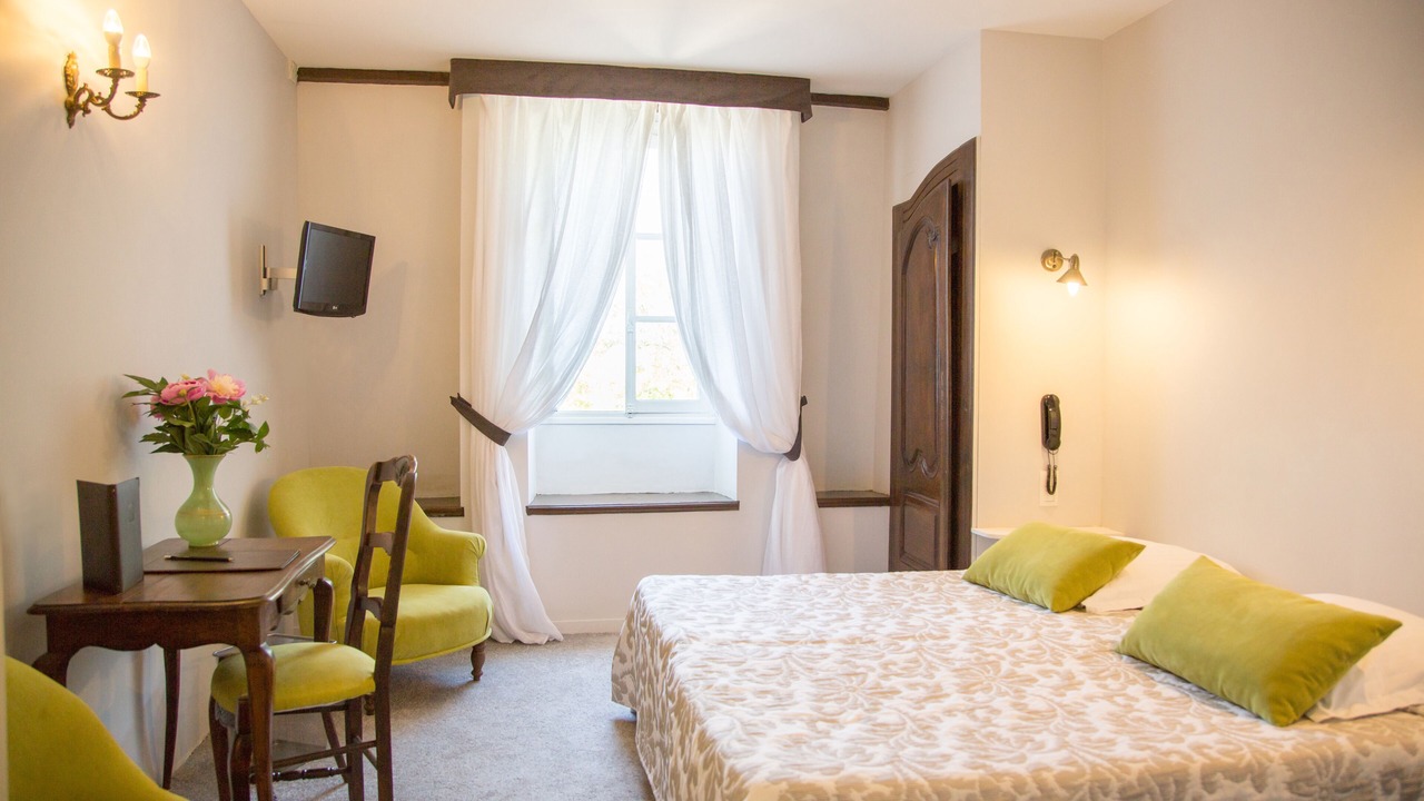 Photo of Bedroom in Cazaubon