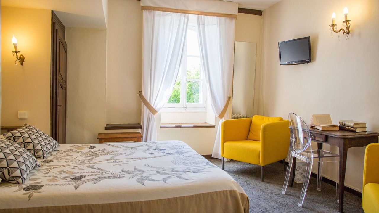 Photo of Bedroom in Cazaubon