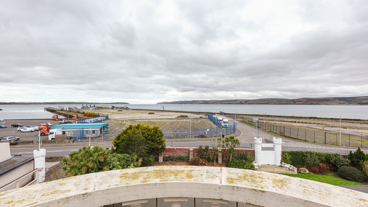 Photo of Patio Balcony in Stranraer