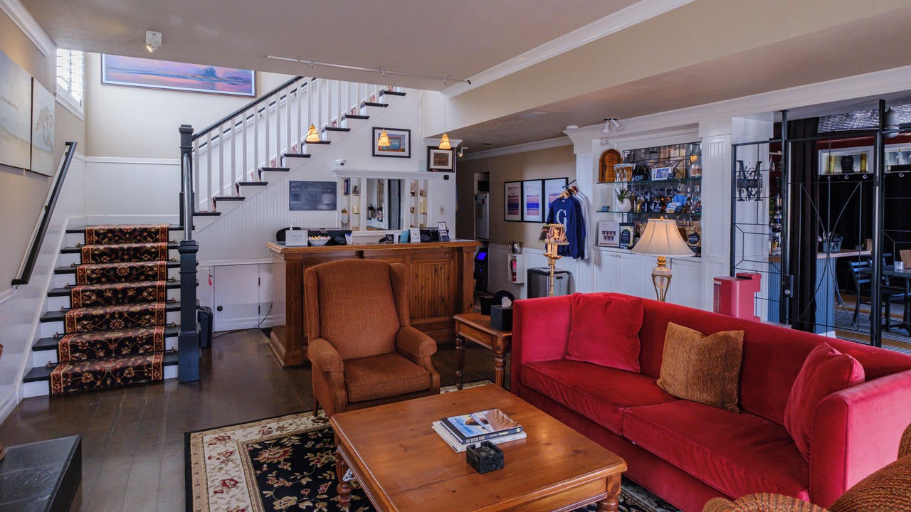 Photo of Others in Downtown Cannon Beach