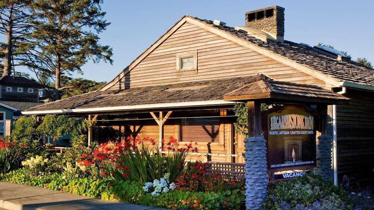 Photo of Others in Downtown Cannon Beach