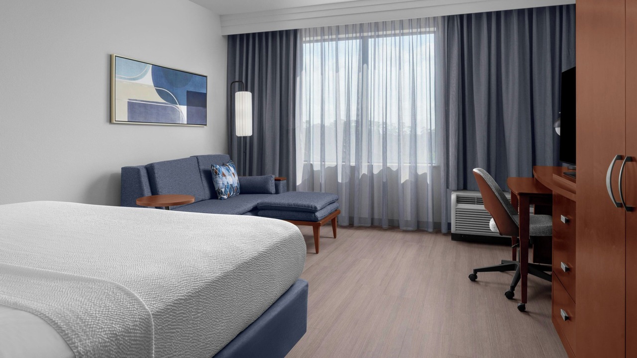Photo of Bedroom in Kingwood