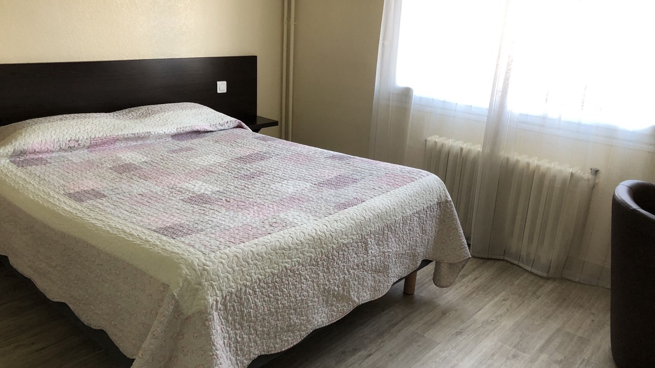 Photo of Bathroom in Gueugnon