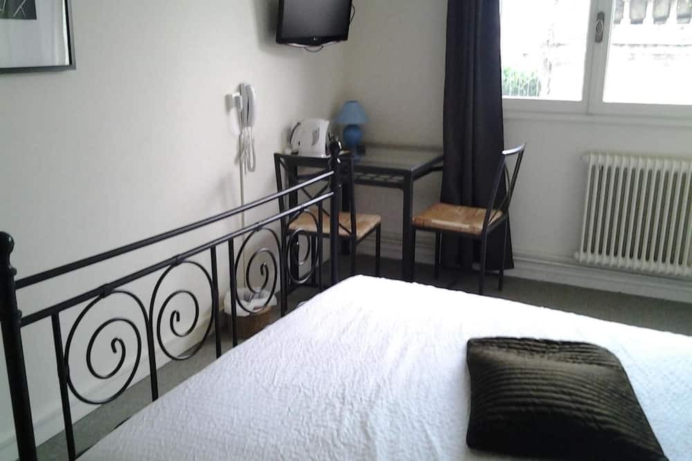 Photo of Bedroom in Louviers