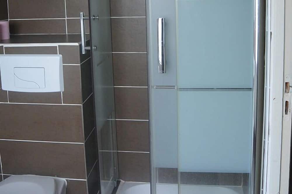 Photo of Bathroom in Louviers