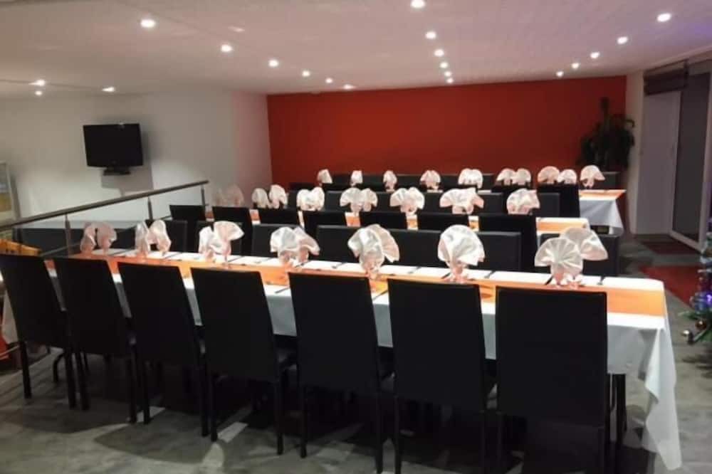 Photo of Others in Louviers