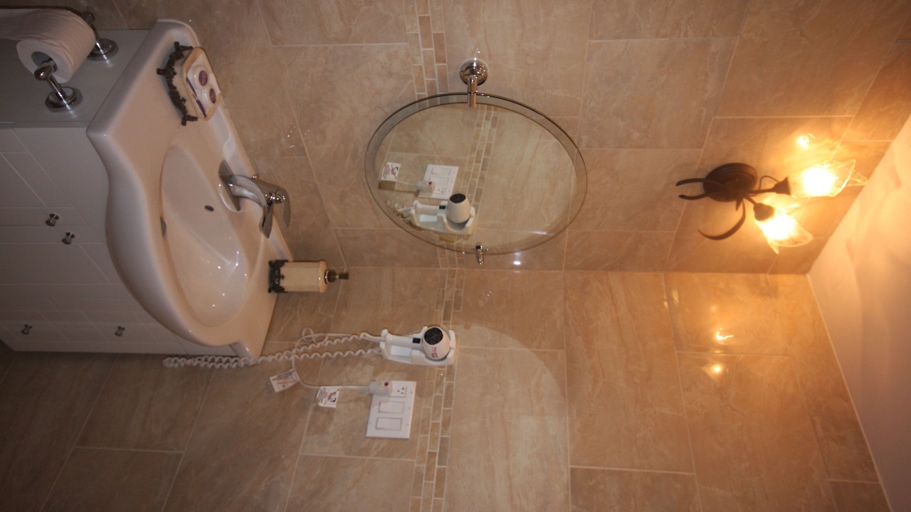 Photo of Bathroom in Downtown Gatineau