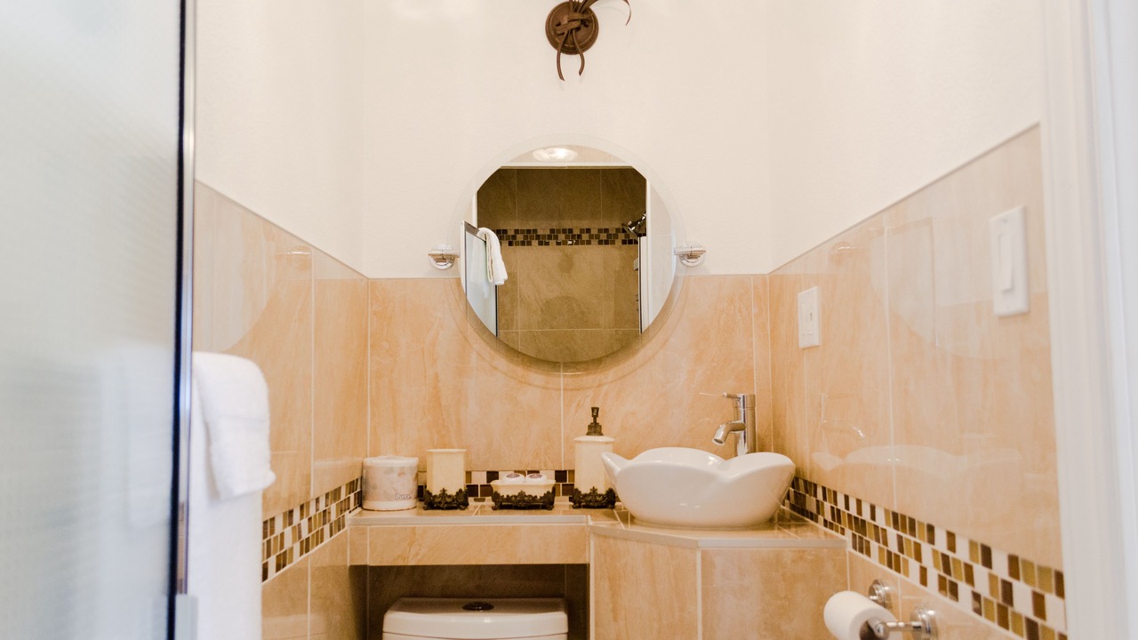 Photo of Bathroom in Downtown Gatineau