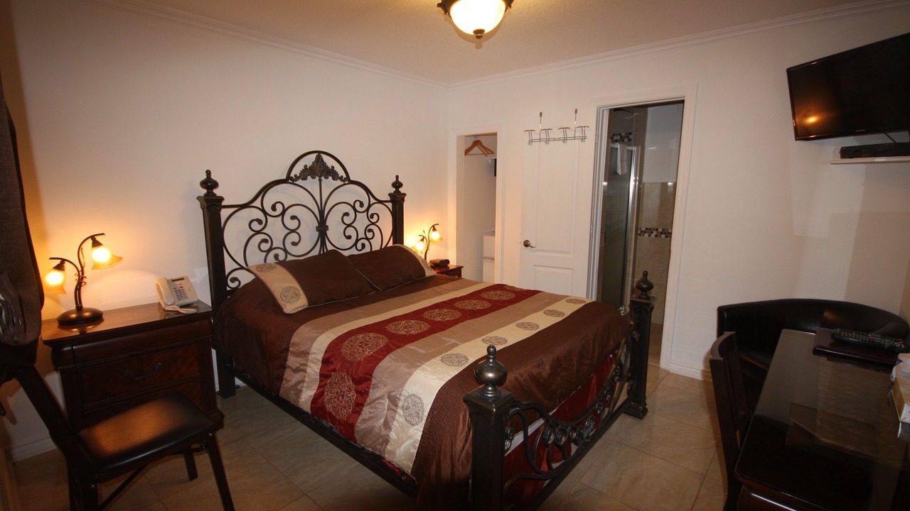 Photo of Bedroom in Downtown Gatineau