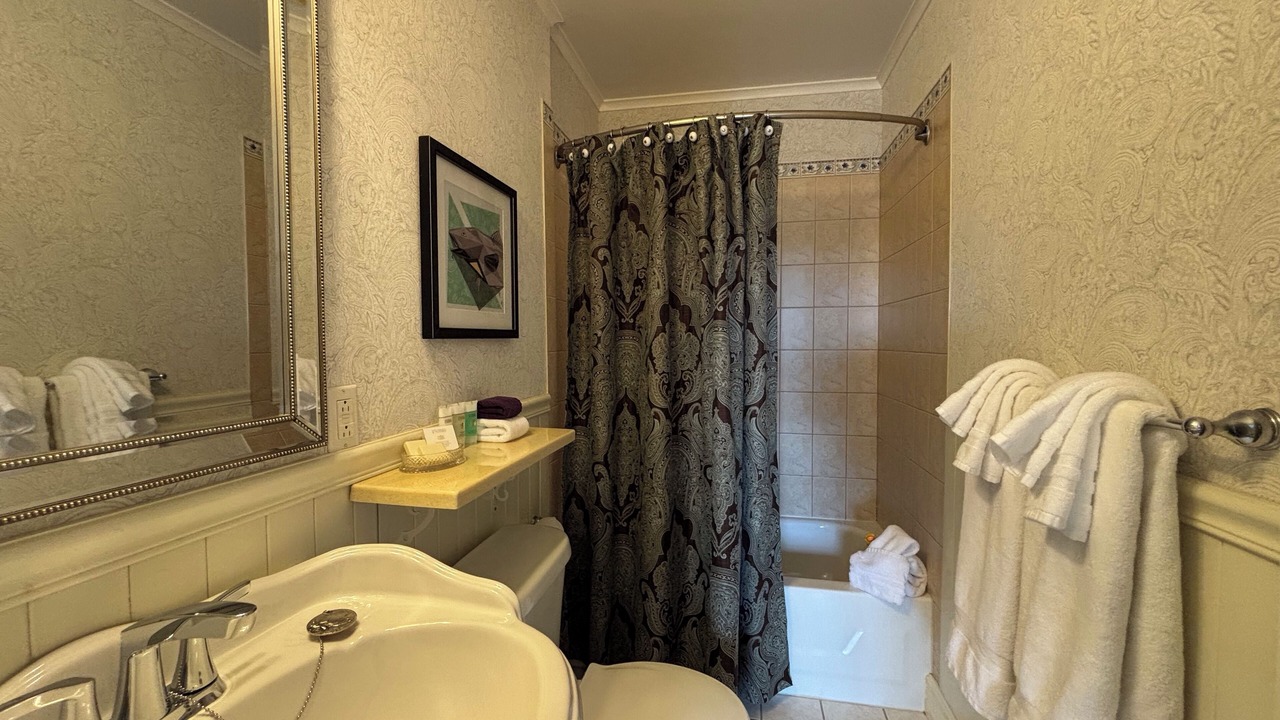 Photo of Bathroom in Dildo