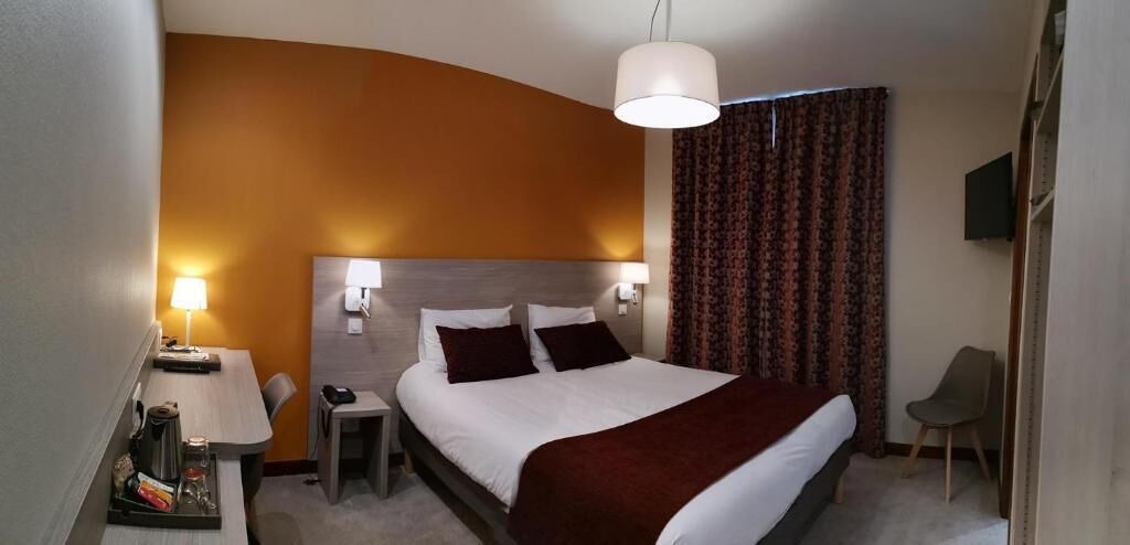 Photo of Bedroom in Saint-Jean-de-Maurienne