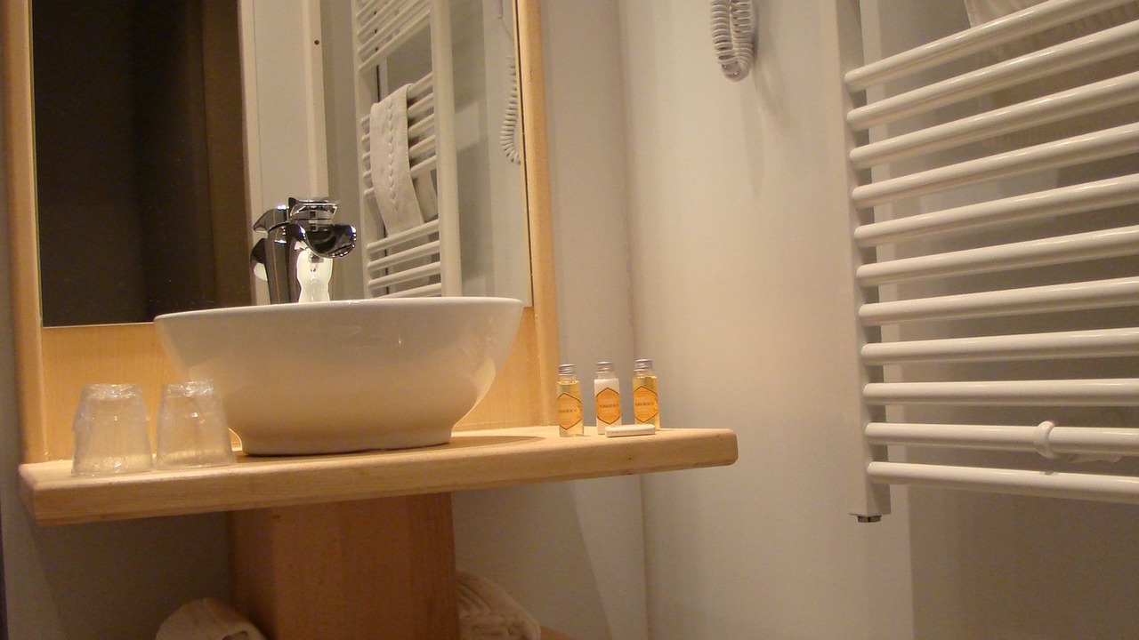 Photo of Bathroom in Tallard