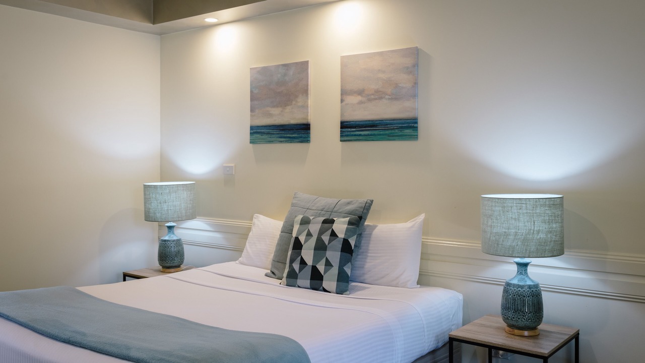 Photo of Others in Rosebud