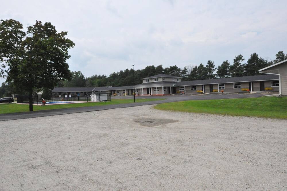 Photo of Outdoor in Balderson