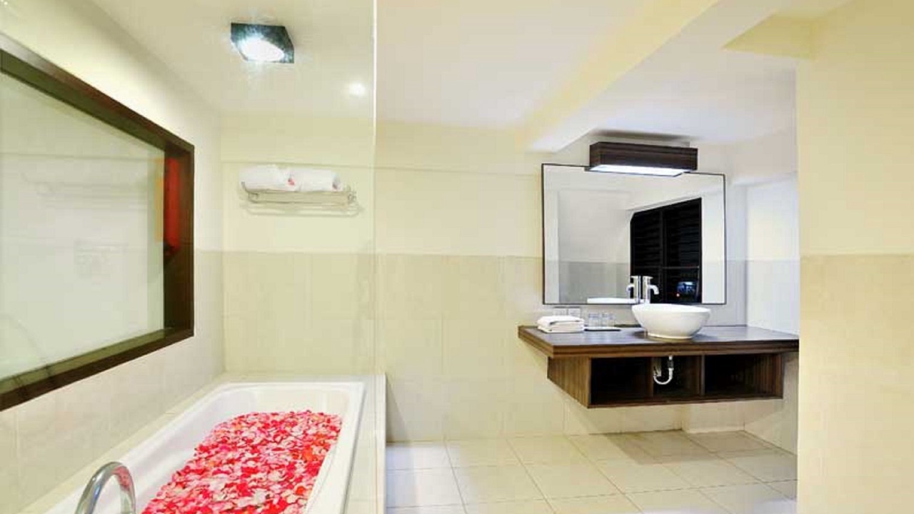 Photo of Bathroom in Padangsambian Klod