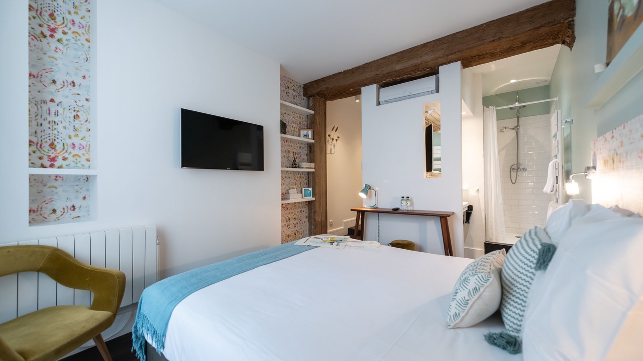 Photo of Bedroom in Saint-Merri