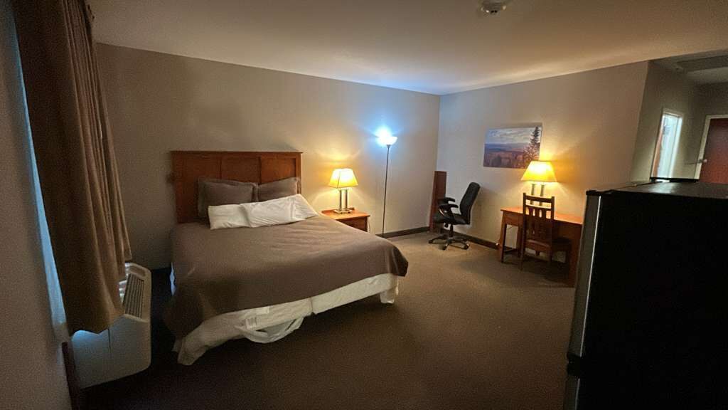 Photo of Bedroom in West Carthage