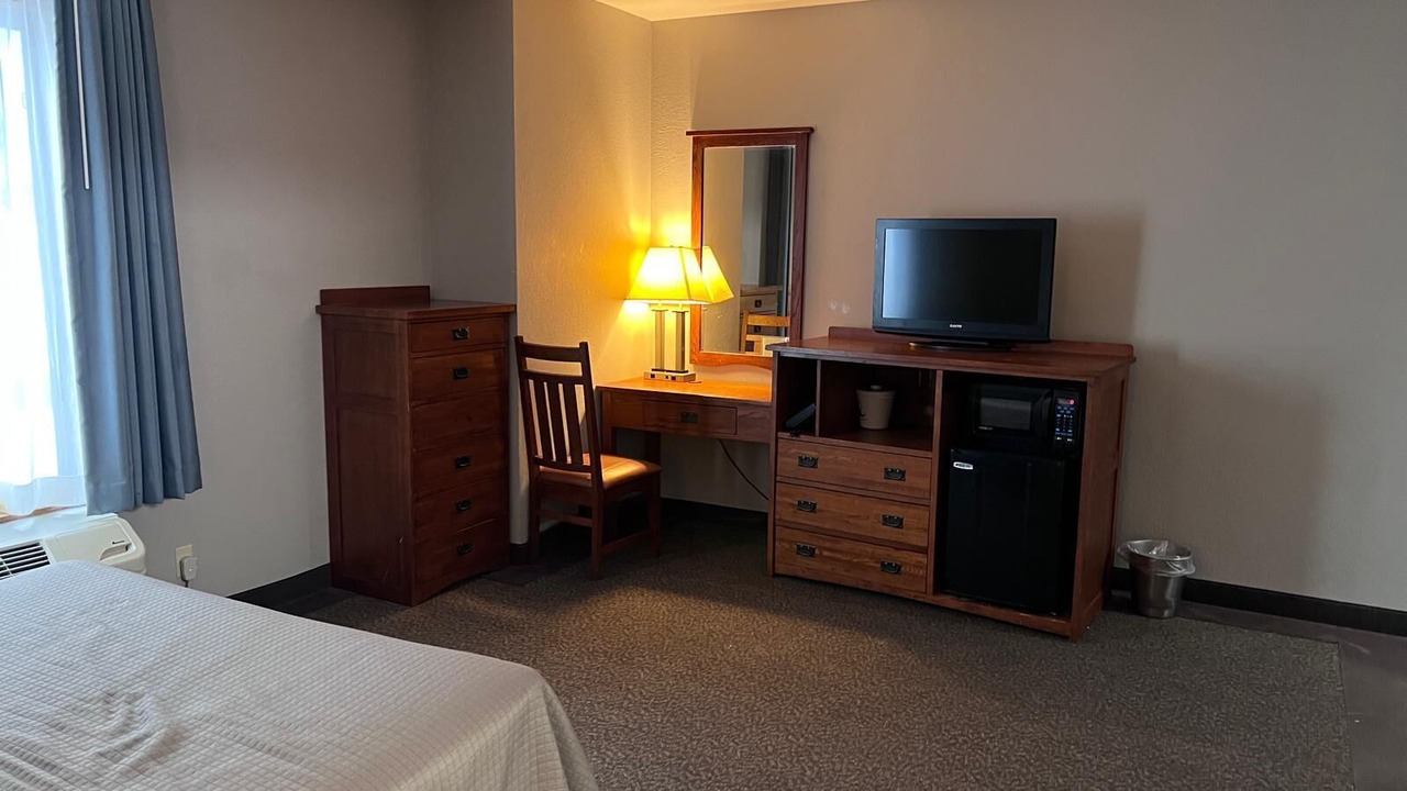 Photo of Bedroom in West Carthage