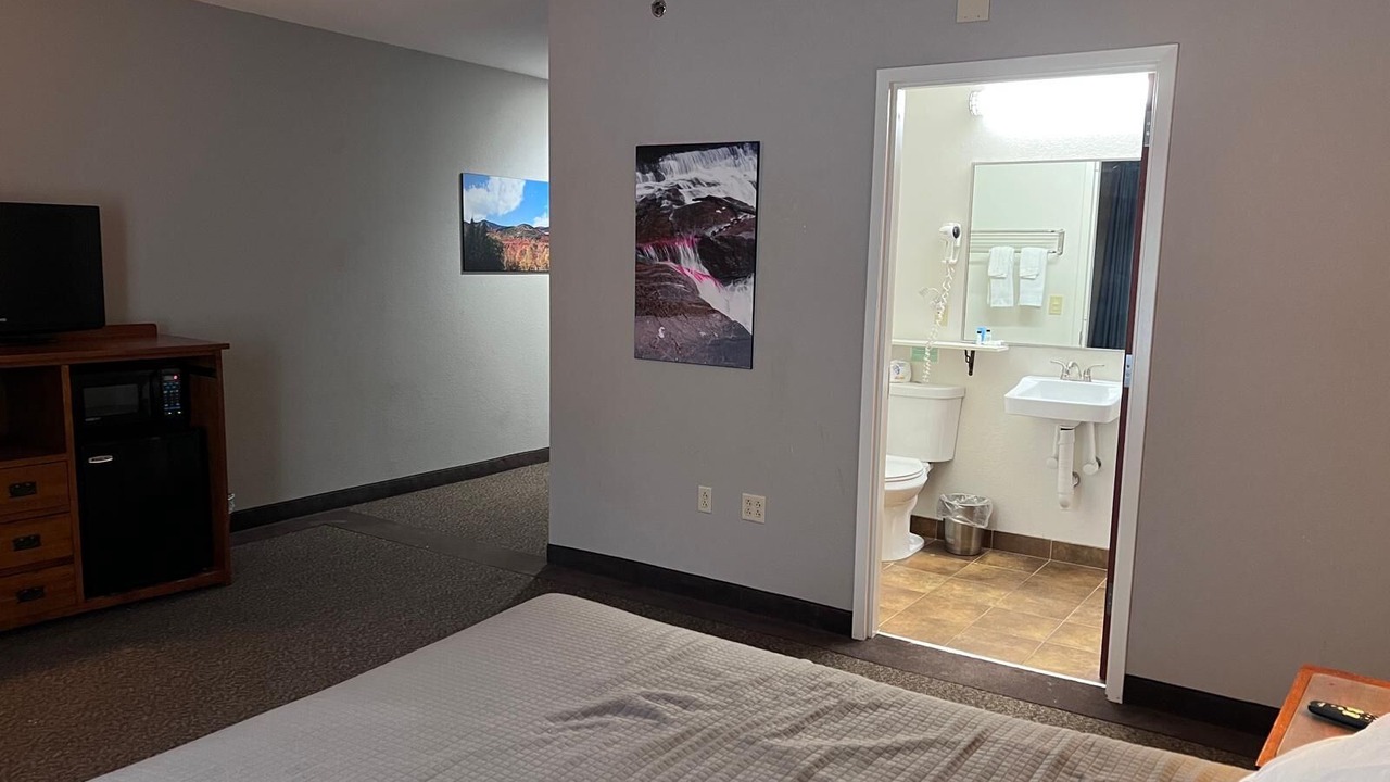 Photo of Bedroom in West Carthage