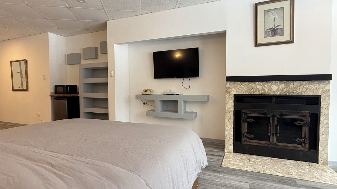 Photo of Livingroom in Sherbrooke
