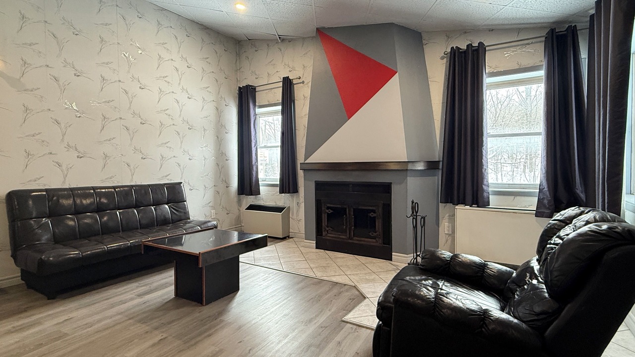 Photo of Livingroom in Sherbrooke