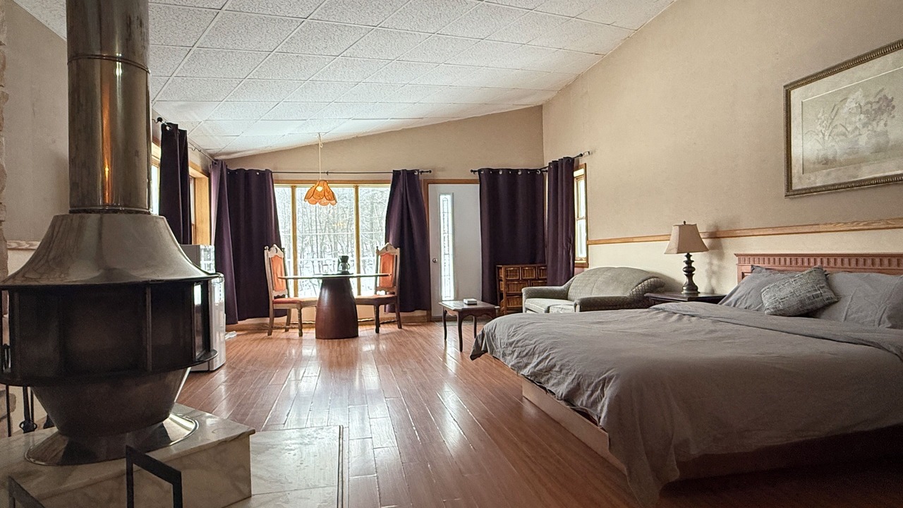 Photo of Livingroom in Sherbrooke