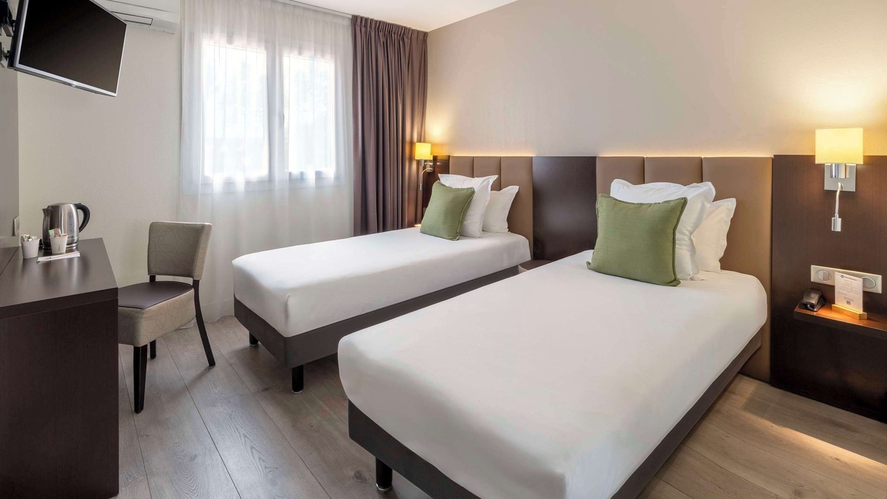 Photo of Bedroom in Le Cannet-des-Maures