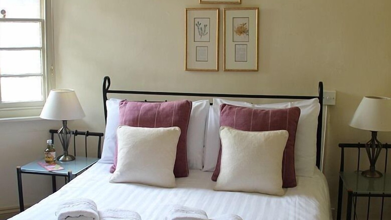 Photo of Bedroom in Lostwithiel