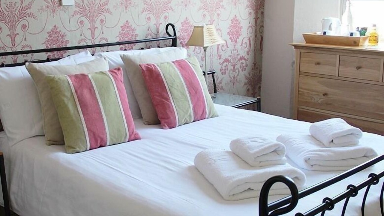 Photo of Bedroom in Lostwithiel