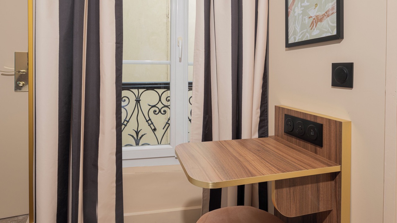 Photo of Outdoor in Clignancourt