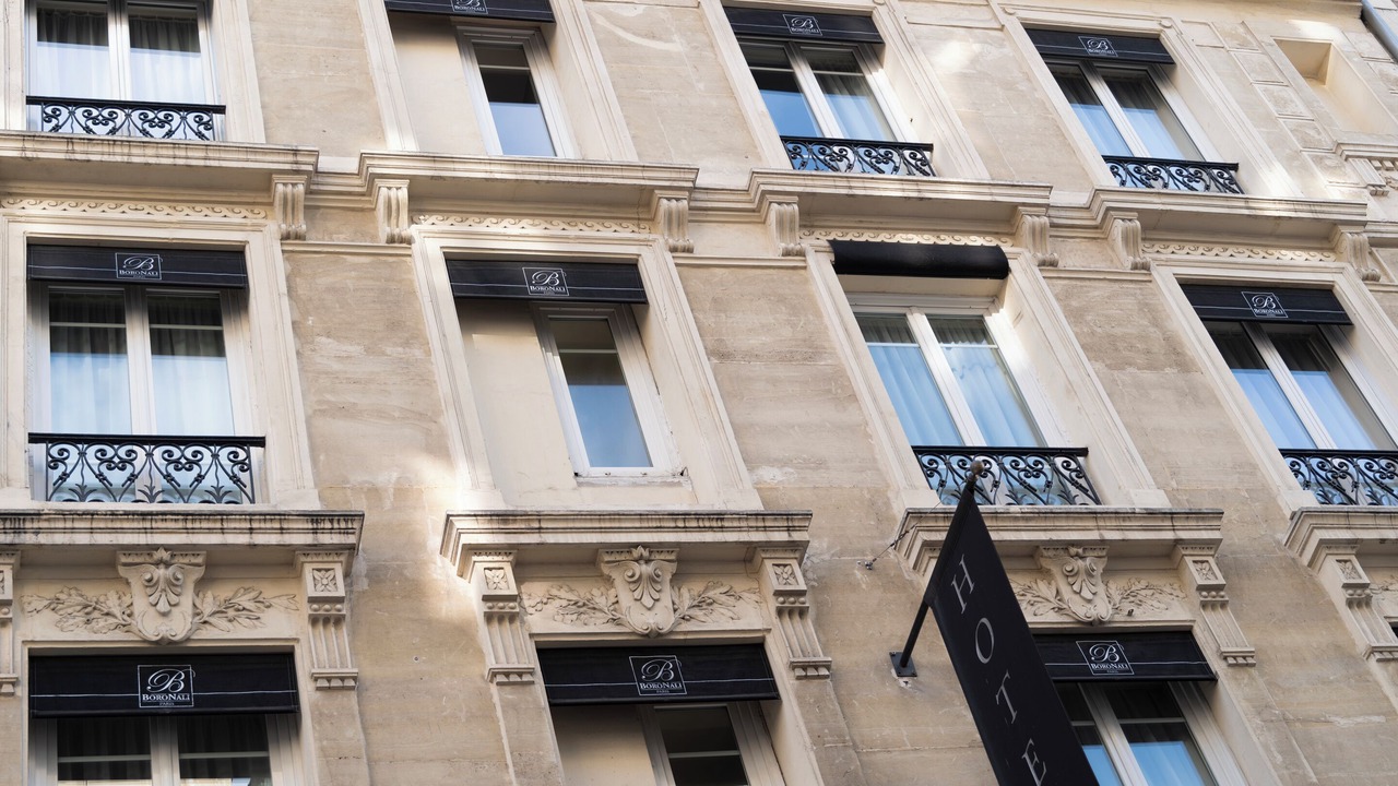 Photo of Outdoor in Clignancourt