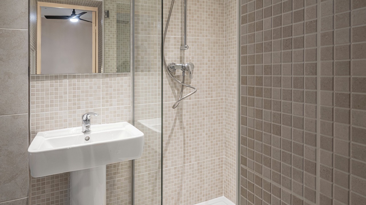 Photo of Bathroom in Clignancourt