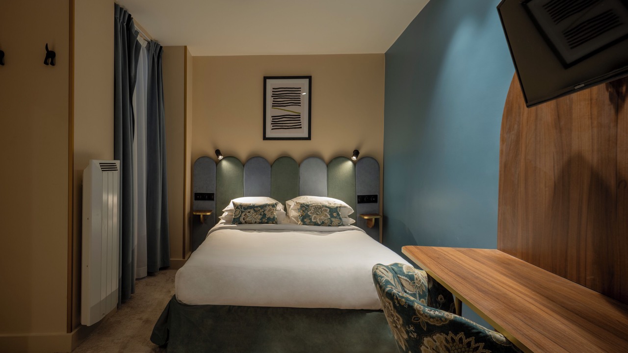 Photo of Bedroom in Clignancourt