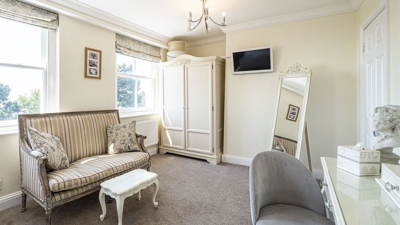 Photo of Bedroom in Southend-on-Sea