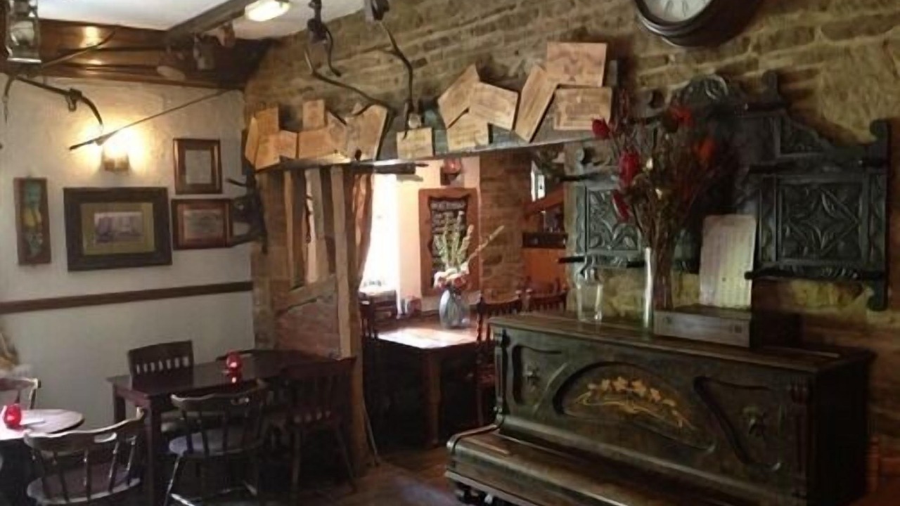 Photo of Others in Knitsley