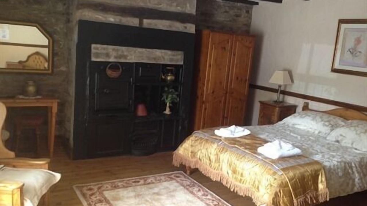 Photo of Others in Knitsley