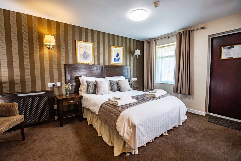 Photo of Others in Green Hammerton