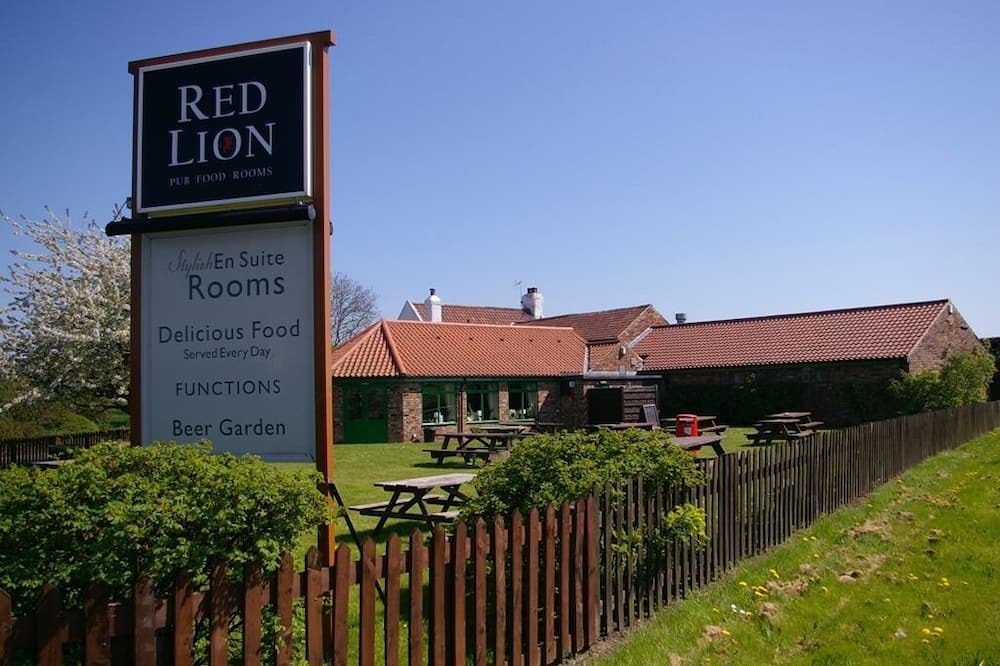 Photo of Outdoor in Green Hammerton