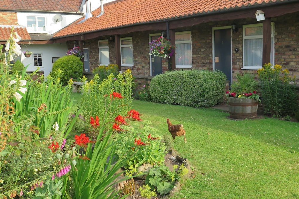 Photo of Outdoor in Green Hammerton