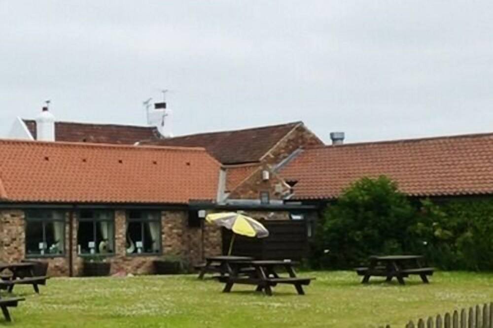 Photo of Outdoor in Green Hammerton