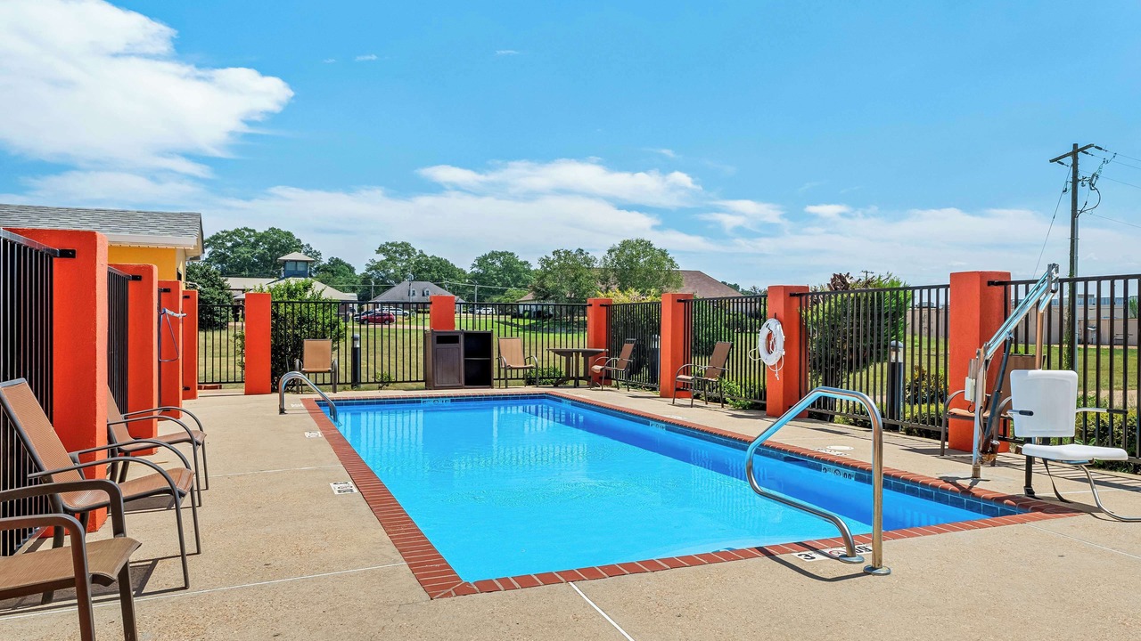 Photo of Outdoor in Magee
