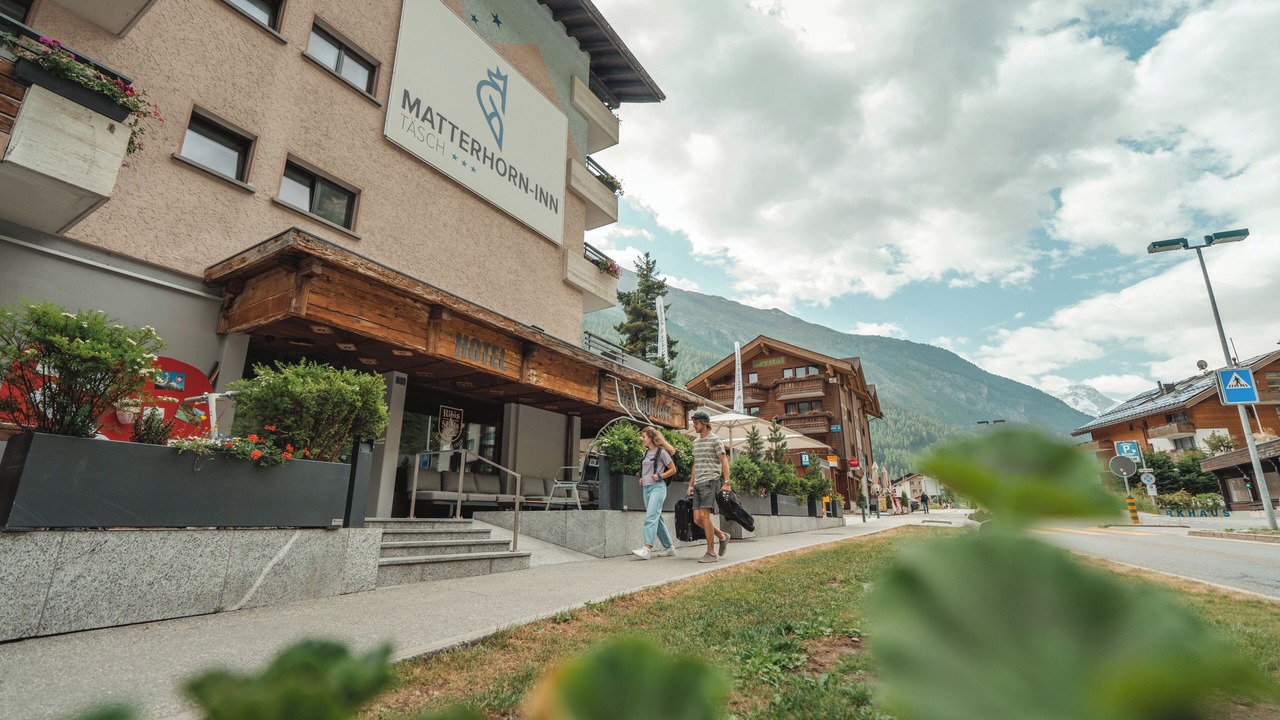 Photo of Outdoor in Taesch