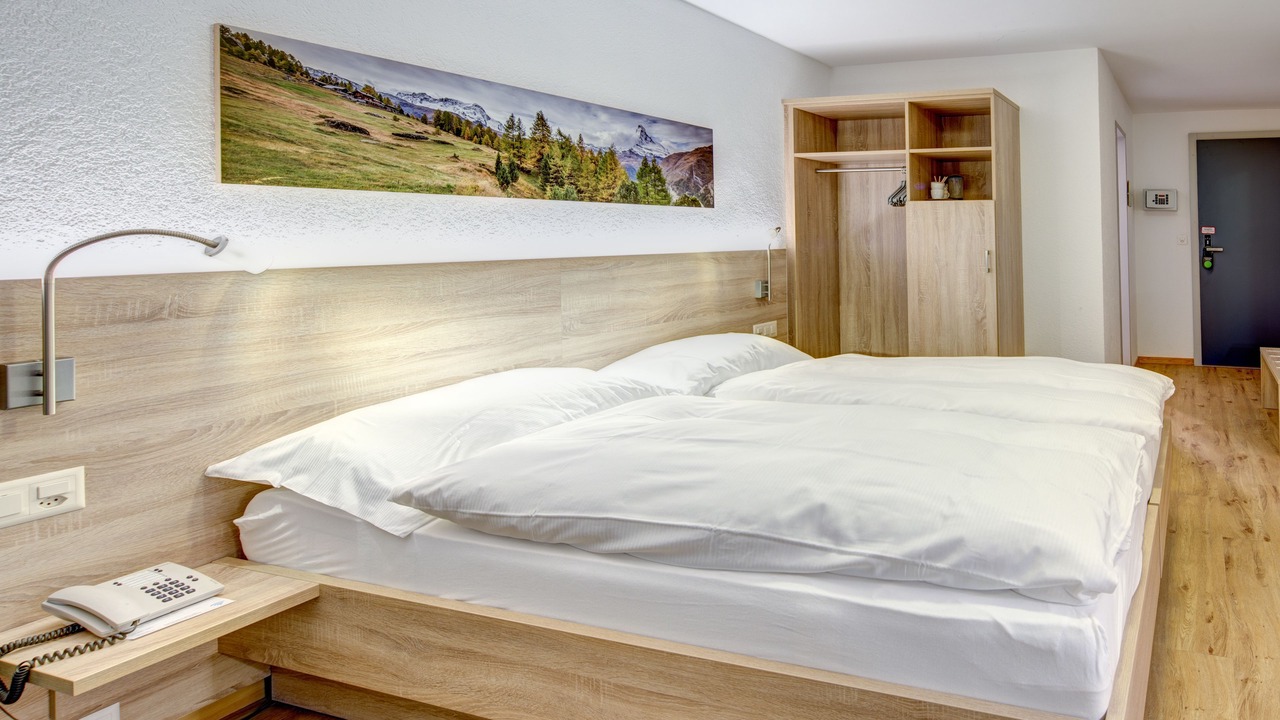 Photo of Bedroom in Taesch