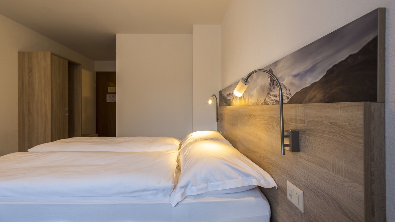 Photo of Bedroom in Taesch