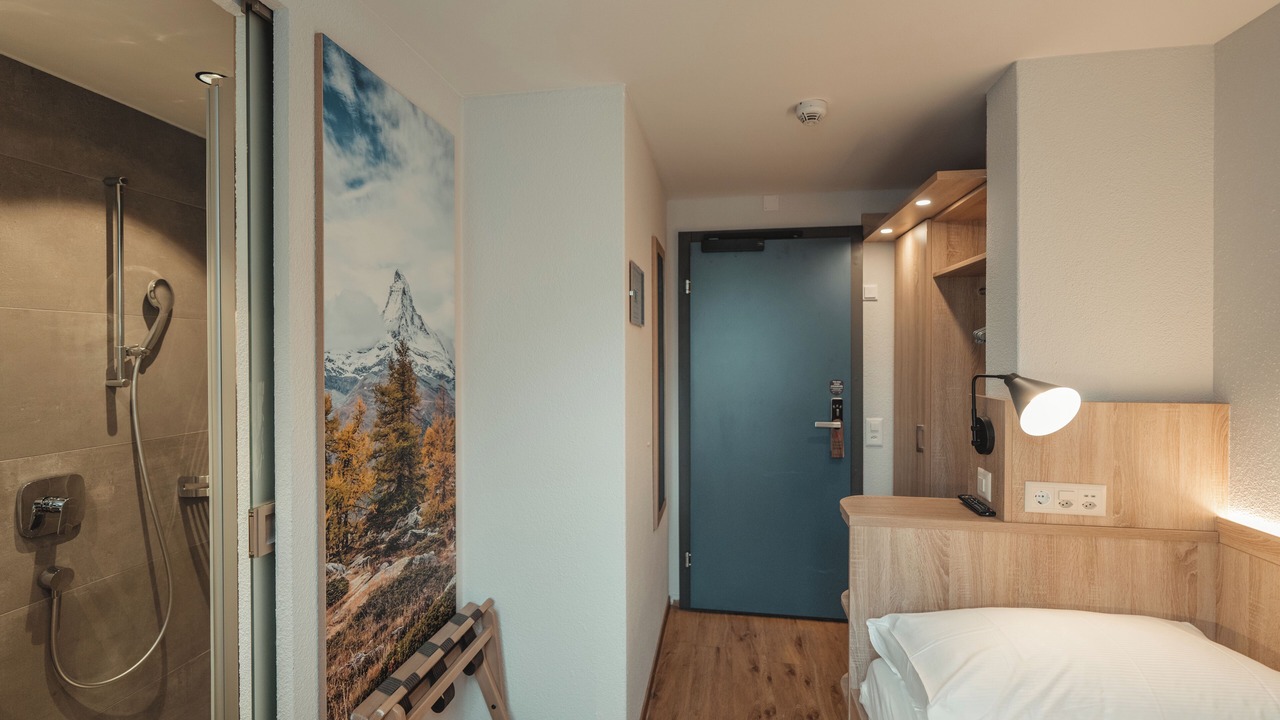 Photo of Bedroom in Taesch
