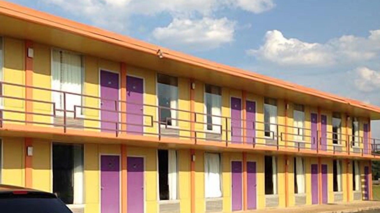 Photo of Buildings in Vivian
