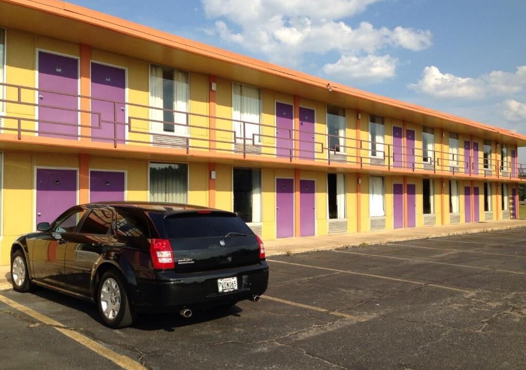 Photo of Outdoor in Vivian